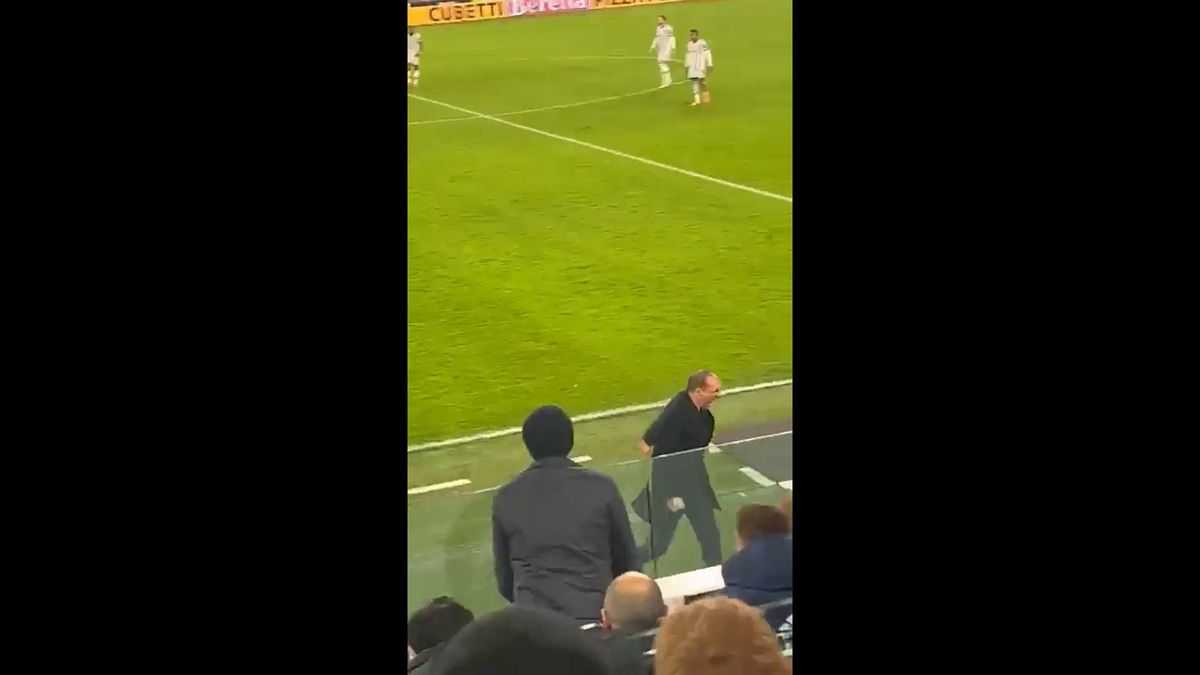 Massimiliano Allegri, enervat la culme în timpul meciului Juventus - Lazio » Ce l-a scos din sărite pe tehnicianul „Bătrânei Doamne”