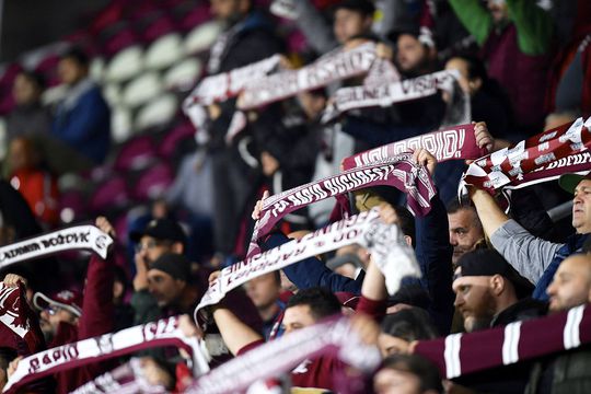 Rapid așteaptă spectacol în tribune la meciul cu FCU Craiova // sursă foto: Imago Images