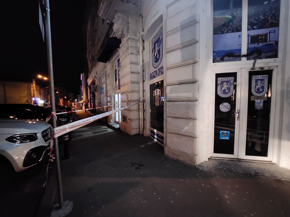 Atmosferă dezolantă la Craiova, după decizia fără precedent a lui Mititelu » Cine a pătruns în tribune la meciul cu U Cluj