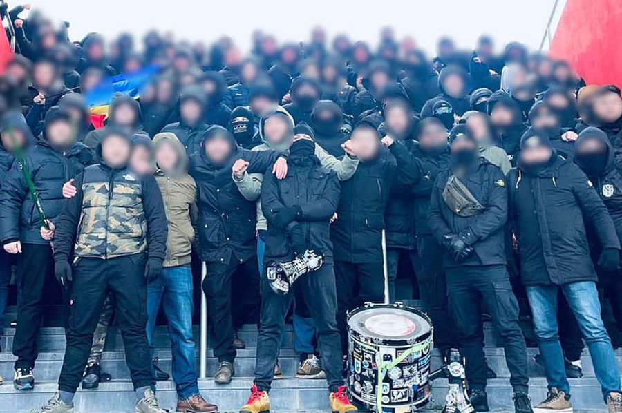 Peluza Sud 1997 Dincolo de „afară cu ungurii din țară”