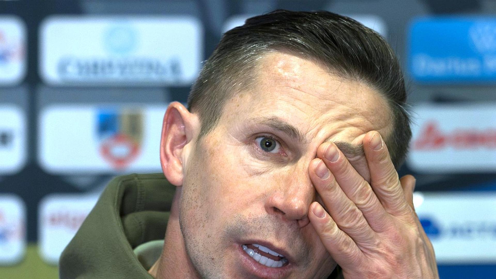 Ciprian Deac antrenându-se individual în cantonamentul CFR Cluj din Spania, evidențiind absența sa din lotul principal la Oliva Nova. | sursa foto: Gazeta Sporturilor