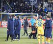 FOTO Petrolul - CFR, Radu Petrescu a ieșit cu stewarzii de pe teren