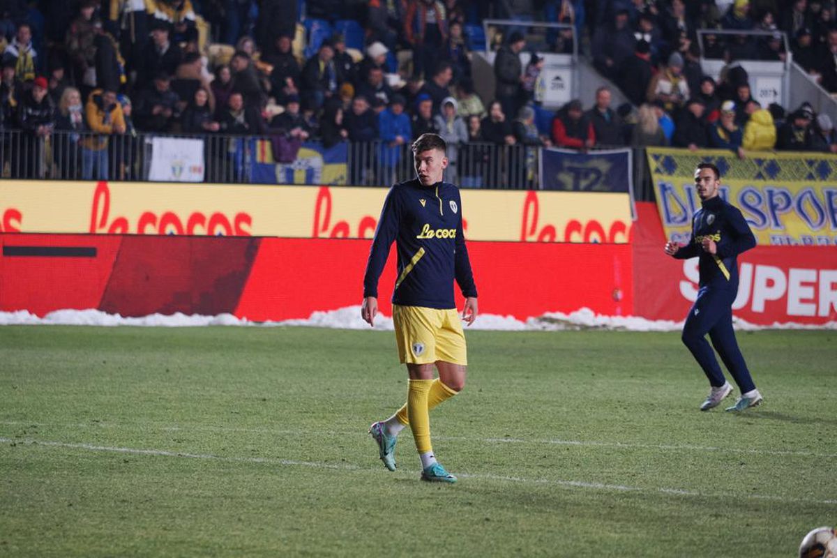 Kader Keita e fascinat de Adrian Mutu: „Mă motivează să îl am antrenor”