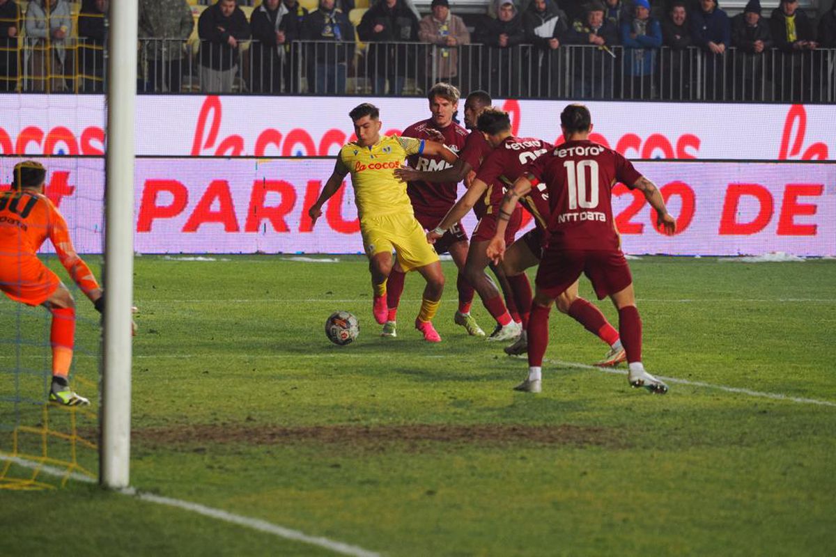 Petrolul - CFR, meci