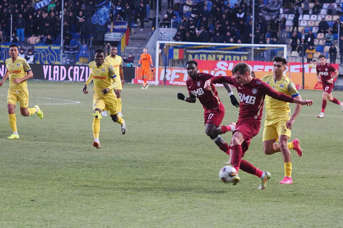 Kader Keita e fascinat de Adrian Mutu: „Mă motivează să îl am antrenor”