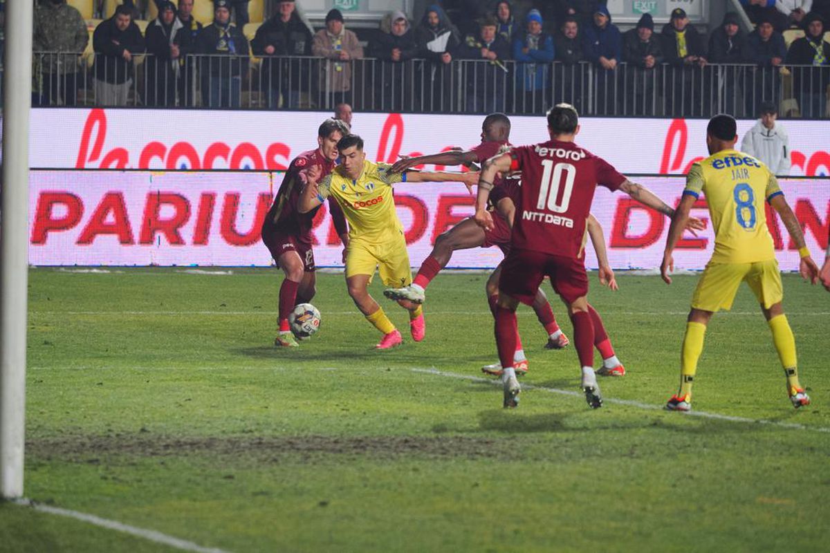 „E dezamăgire mare!” » Jucătorii Petrolului, dărâmați în vestiar după eșecul cu CFR Cluj: „E greu să vii la stadion”