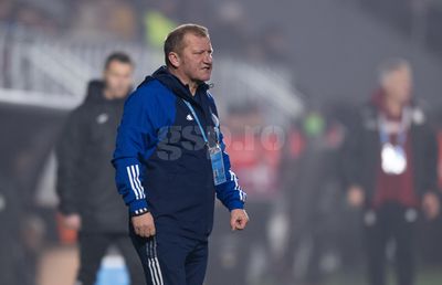 Dorinel Munteanu, desființat pentru declarația rasistă: „O mizerie! Într-un campionat mare, zburai din post în secunda doi!”