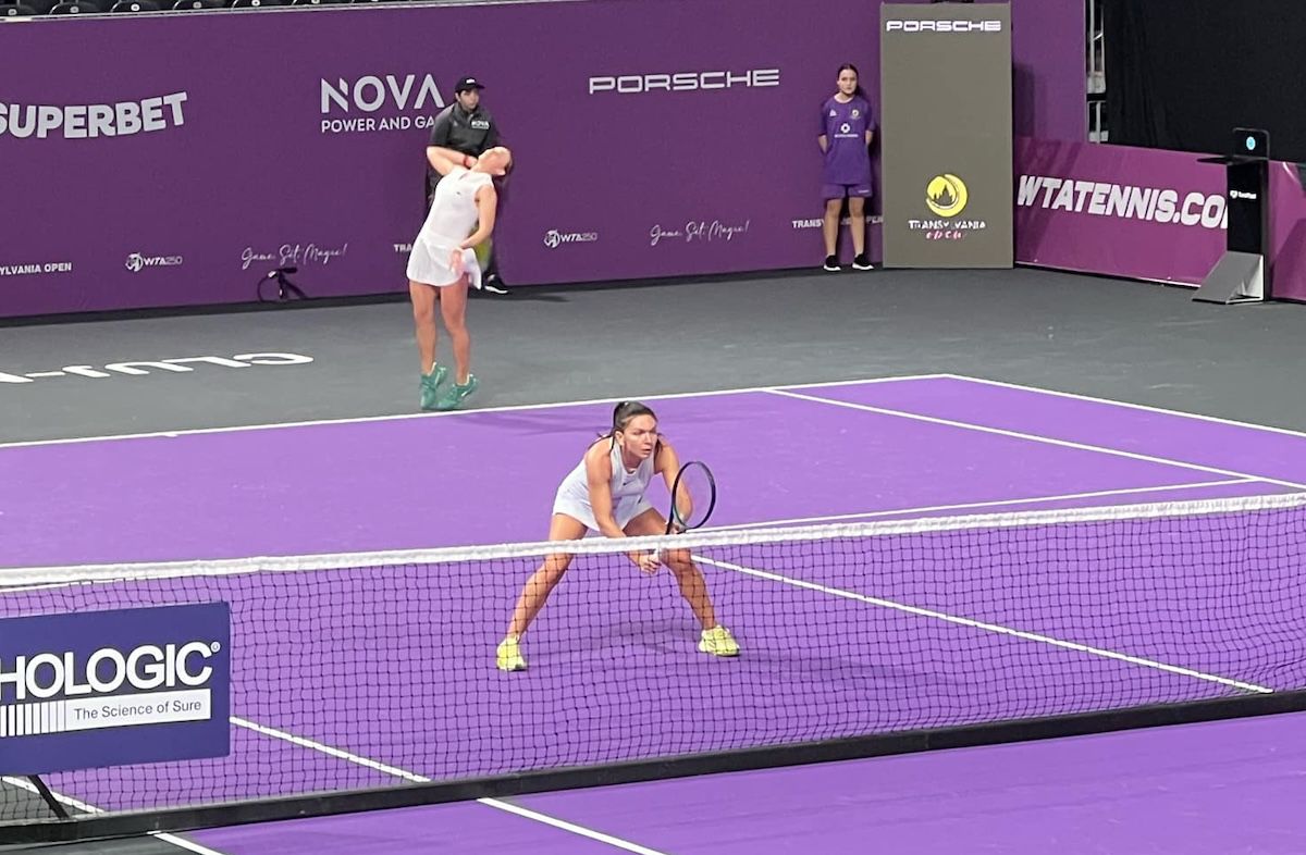 Simona Halep și Ana Bogdan, înfrângere în două seturi în optimile Transylvania Open » Româncele, dominate în setul secund de favoritele numărul 4