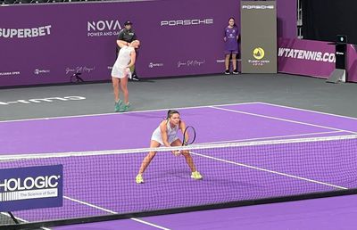 Simona Halep și Ana Bogdan, înfrângere în două seturi în optimile Transylvania Open » Româncele, dominate în setul secund de favoritele numărul 4