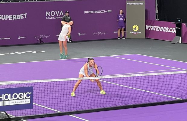 Simona Halep și Ana Bogdan, înfrângere în două seturi în optimile Transylvania Open » Româncele, dominate în setul secund de favoritele numărul 4