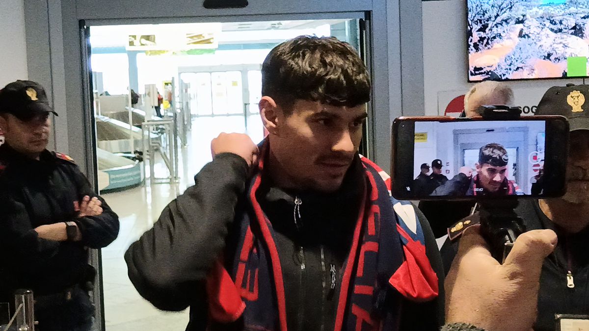 Primele imagini cu Florinel Coman după aterizarea la Cagliari