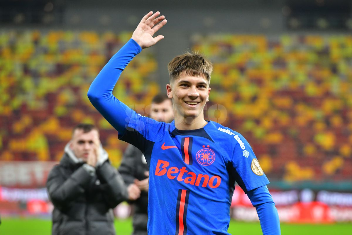 Louis Munteanu, întrebat direct despre transfer, după ce a fost urmărit de scouterii Parmei la FCSB - CFR: „Pregătit sunt mereu”