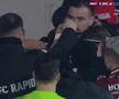Cristi Manea, în lacrimi după Hermannstadt - Rapid, consolat de colegi / foto: captură Digi Sport
