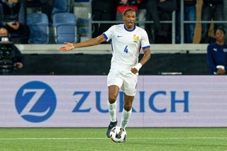 Fostul campion mondial intervine în forță și o distruge pe Liverpool: „Fotbalul și-a pierdut mințile”