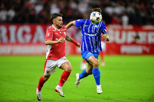 Farul și Dinamo se vor înfrunta de la ora 20:30 într-un meci din etapa a 25-a din Superligă