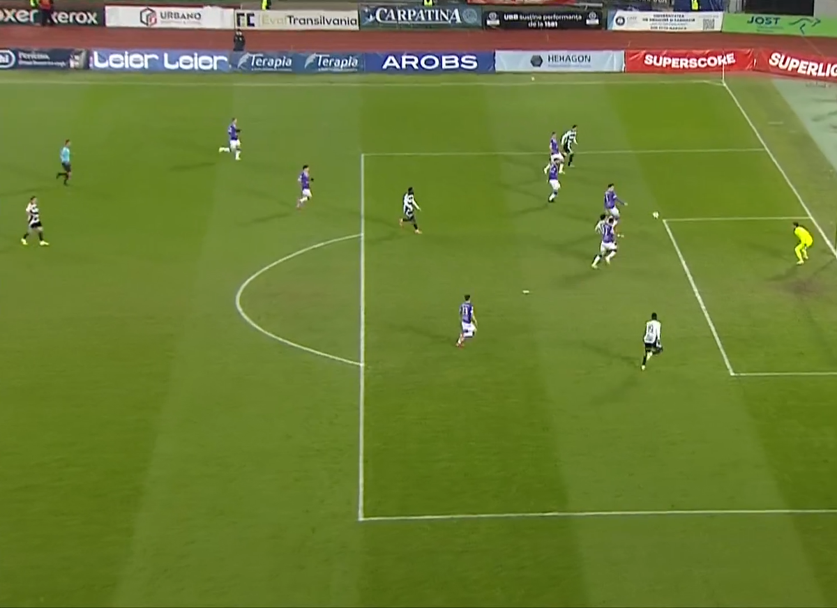 Ratare monumentală în U Cluj - FC Argeș: incredibil unde a trimis din doi metri