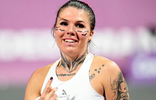 Ucraineanca Oleksandra Oliynykova s-a calificat în „sferturi” la Transylvania Open și s-a ținut de cuvânt » Gest de protest la fileu