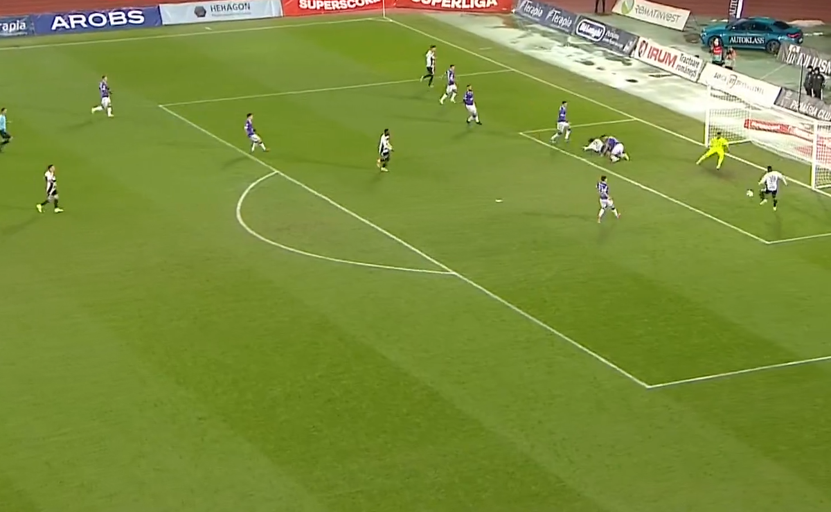 Ratare monumentală în U Cluj - FC Argeș: incredibil unde a trimis din doi metri