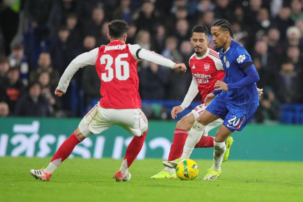 Arsenal s-a calificat în finala Cupei Ligii Angliei