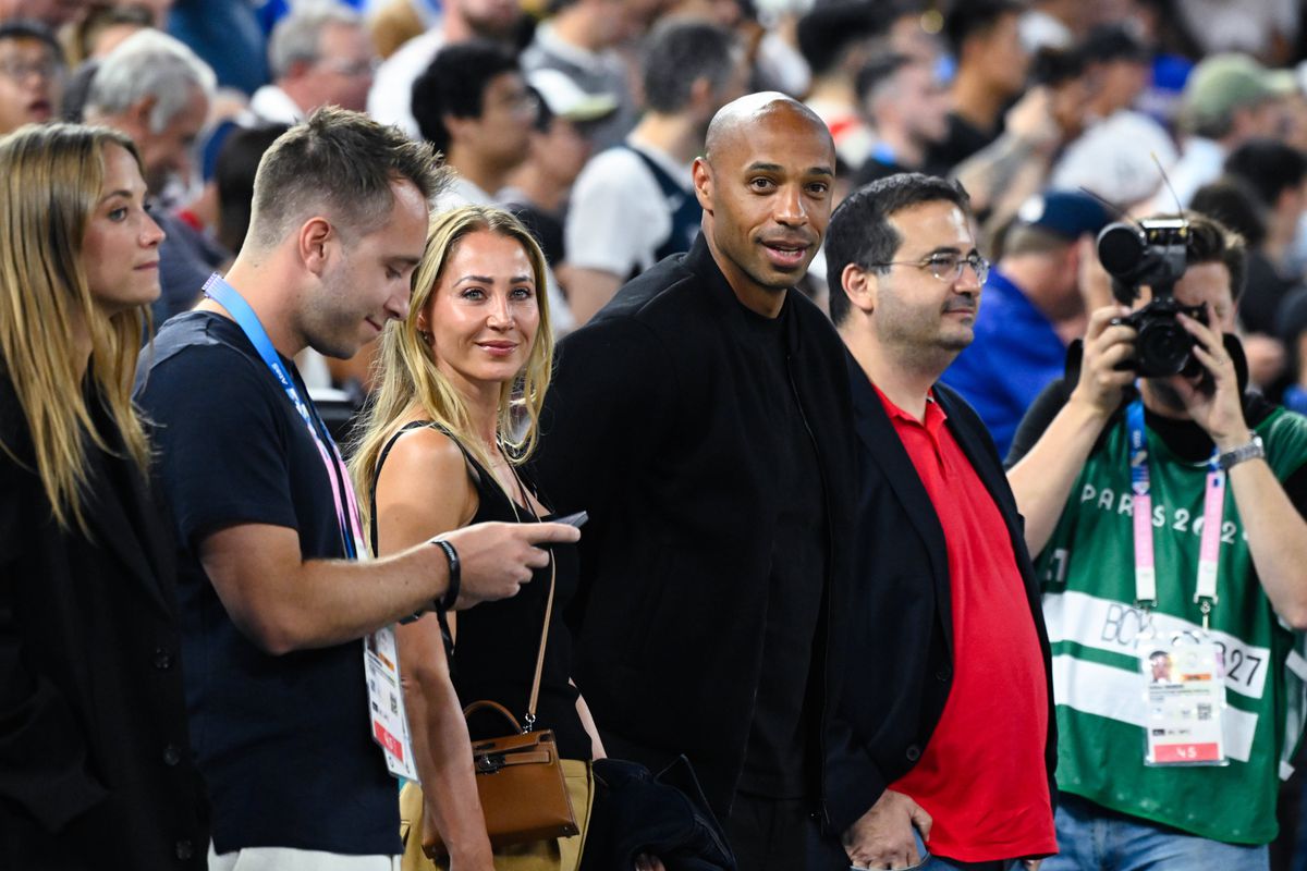 Thierry Henry, apariție rară alături de misterioasa lui iubită!