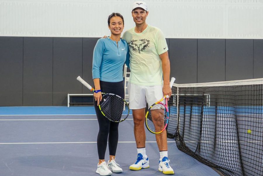 Alexandra Eala și Rafael Nadal Foto: Rafa Nadal Academy Tânăra care a impresionat în 2025 și sfatul prețios primit de la Rafa Nadal: „Asta m-a marcat cel mai mult”