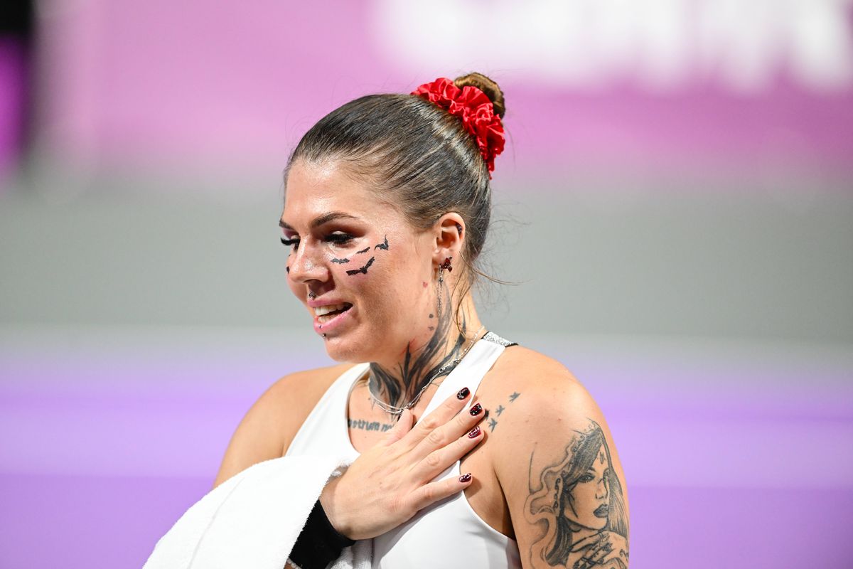 Oleksandra Oliynykova, jucătoarea de tenis cu tatuaje faciale