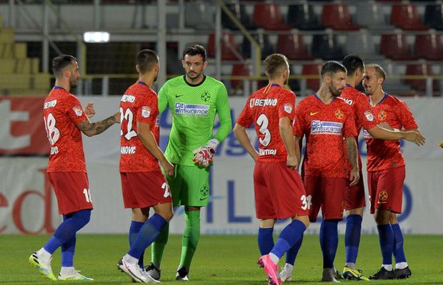 Împins de Gigi Becali pe ușa din dos, un fotbalist de la FCSB e ademenit în străinătate cu un salariu consistent