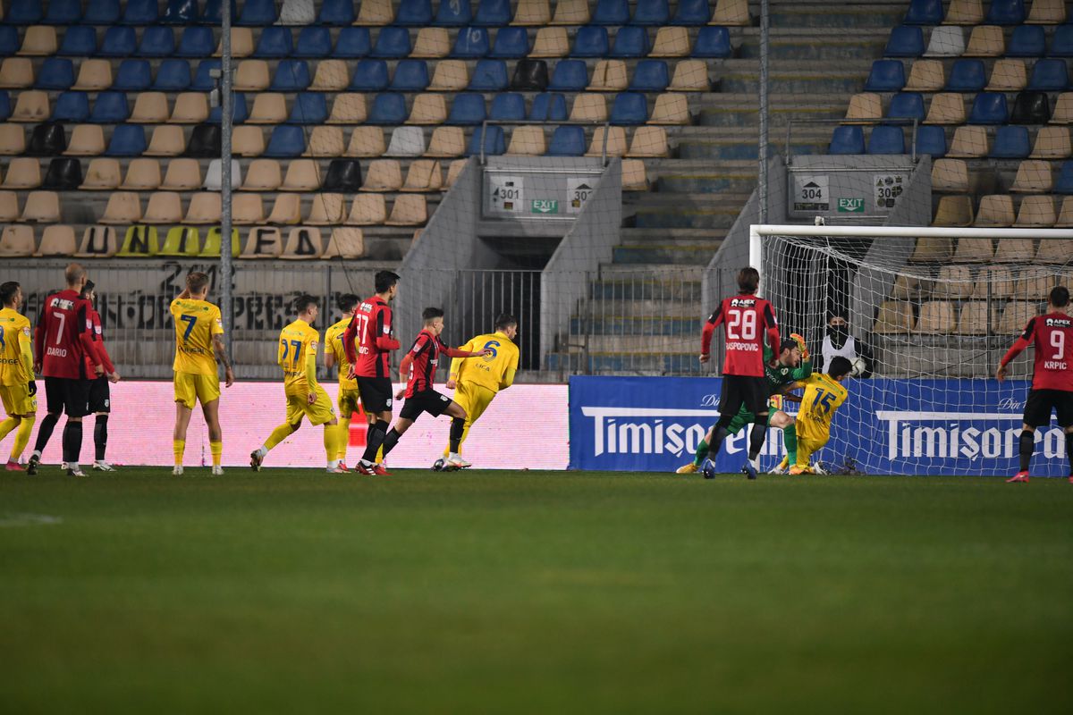 FOTO+VIDEO. Petrolul - Astra 0-3 » Giurgiuvenii, prea buni pentru echipa lui Moldovan! Primele 3 semifinaliste din Cupă