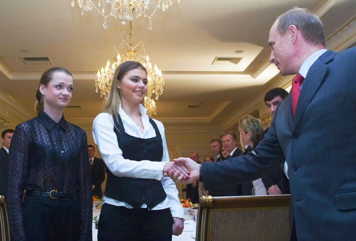Amanta lui Vladimir Putin, manevră incredibilă pentru a-și proteja milioanele. Ce a făcut fosta gimnastă Alina Kabaeva