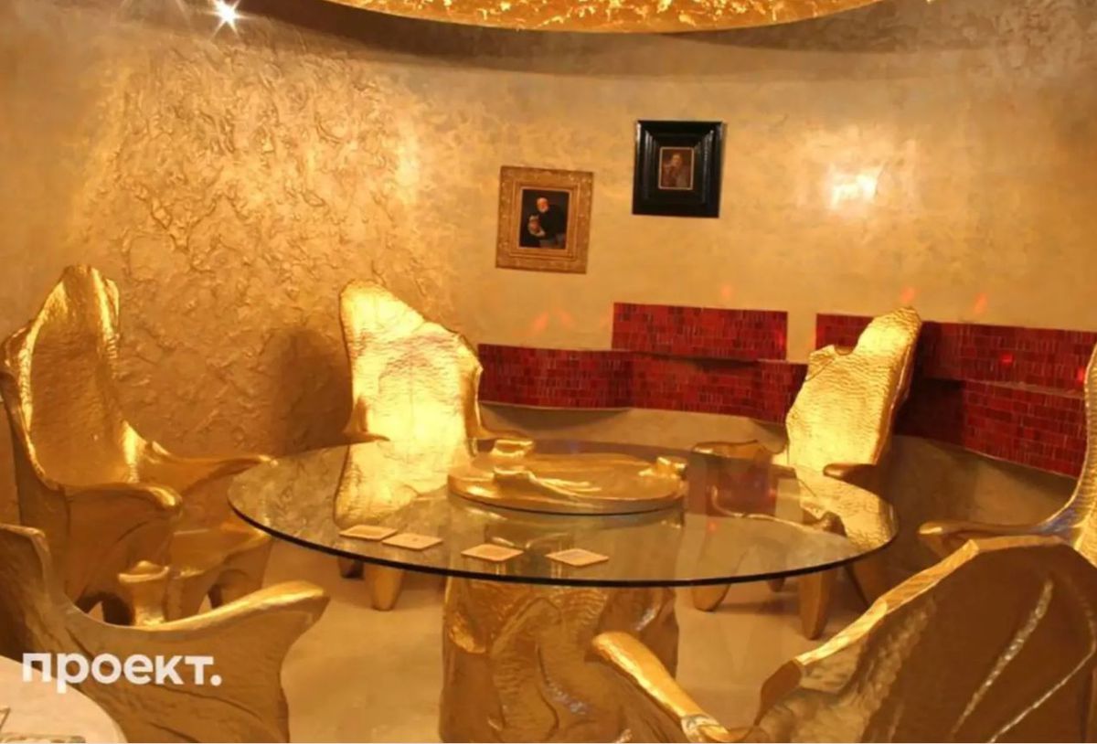 Vladimir Putin i-a cumpărat un penthouse de lux fostei gimnaste cu care se iubește! Imagini incredibile