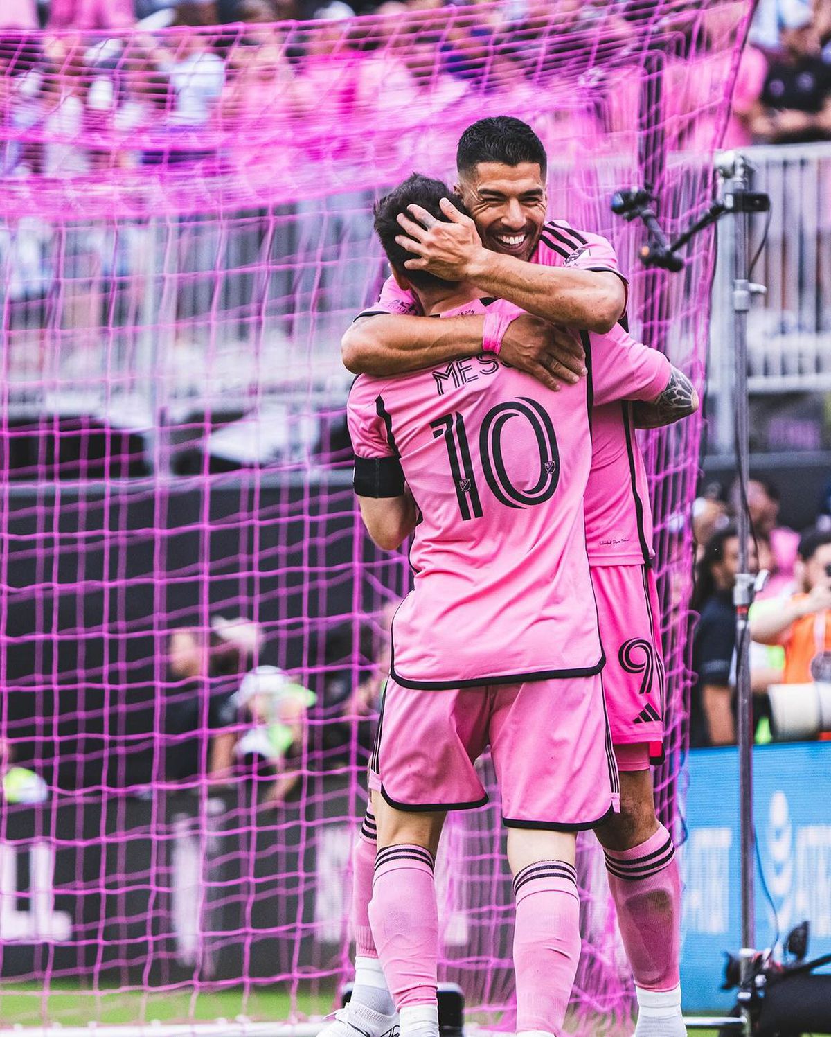 Show făcut de Messi și Luis Suarez în MLS: Inter Miami s-a distrat cu rivala din Florida! Messi a marcat cu pieptul și cu capul