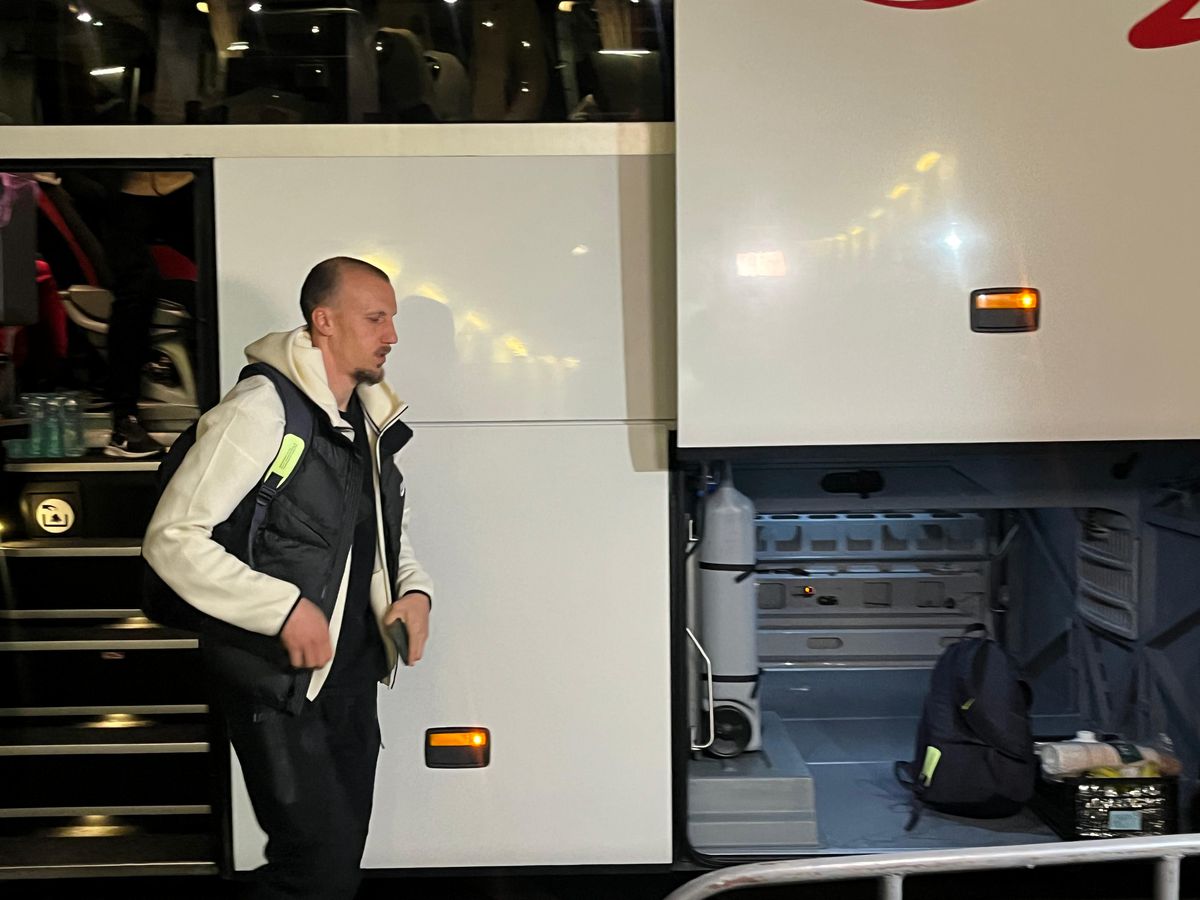 FCSB - Petrolul, sosire echipe