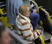 Soția și fiica lui Marius Șumudică, surprinse încălcând regulamentul pe Arena Națională la Rapid - FCSB