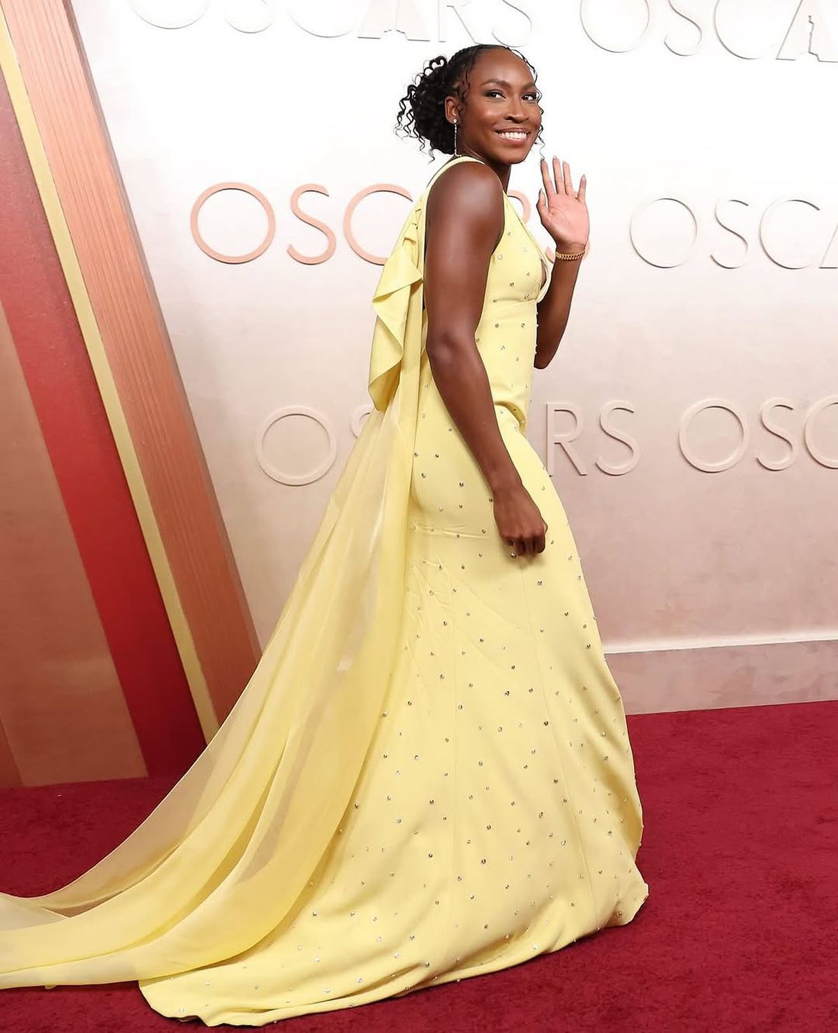 Coco Gauff a strălucit pe covorul roșu la ceremonia de decernare a Premiilor Oscar + cui i s-ar potrivi rolul de actor sau actriță dintre colegii și colegele sale de circuit