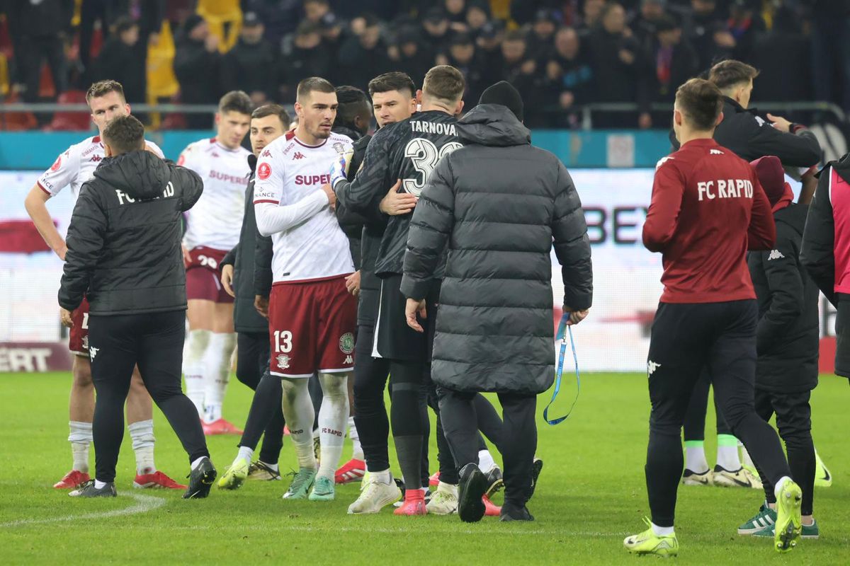 Șefului Rapidului nu i-au căzut bine gesturile lui Șumudică: „Mi-aș dori să-și canalizeze energia doar pe fotbal” + Cadoul pentru antrenor: „Ceva special”