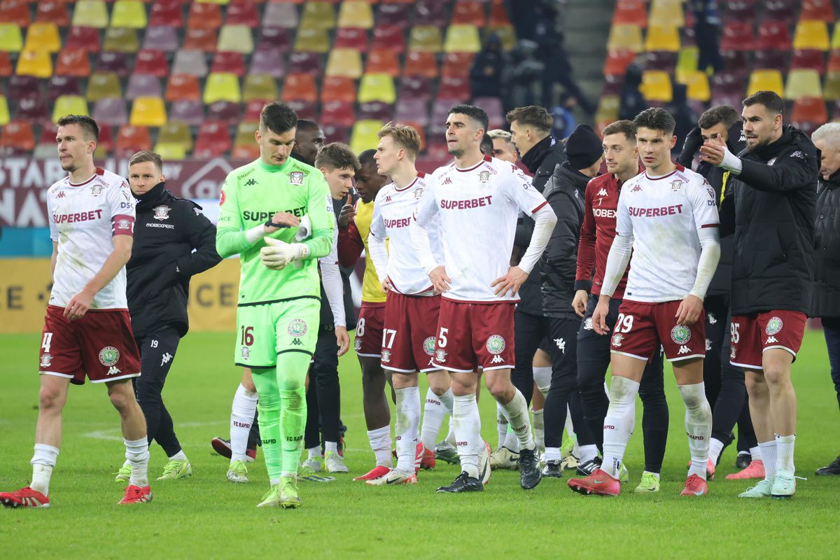 Șefului Rapidului nu i-au căzut bine gesturile lui Șumudică: „Mi-aș dori să-și canalizeze energia doar pe fotbal” + Cadoul pentru antrenor: „Ceva special”