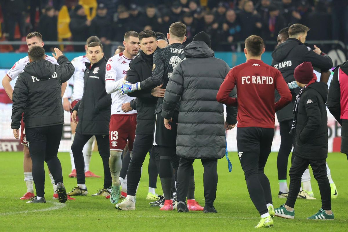 Șefului Rapidului nu i-au căzut bine gesturile lui Șumudică: „Mi-aș dori să-și canalizeze energia doar pe fotbal” + Cadoul pentru antrenor: „Ceva special”