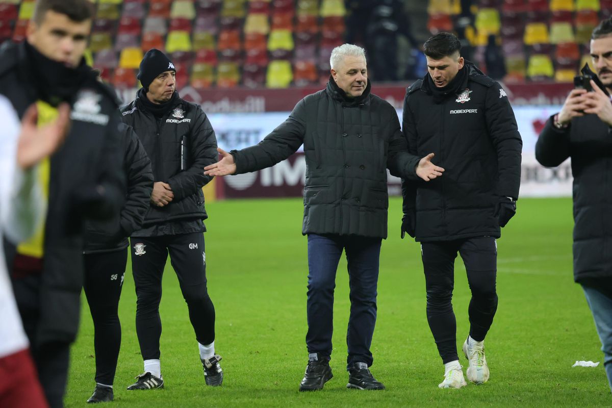 Șefului Rapidului nu i-au căzut bine gesturile lui Șumudică: „Mi-aș dori să-și canalizeze energia doar pe fotbal” + Cadoul pentru antrenor: „Ceva special”