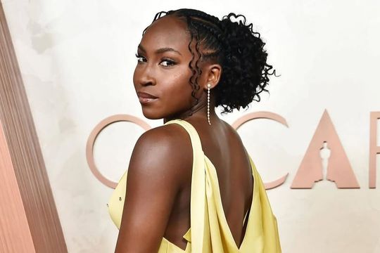 Coco Gauff pe covorul roșu la Premiile Oscar