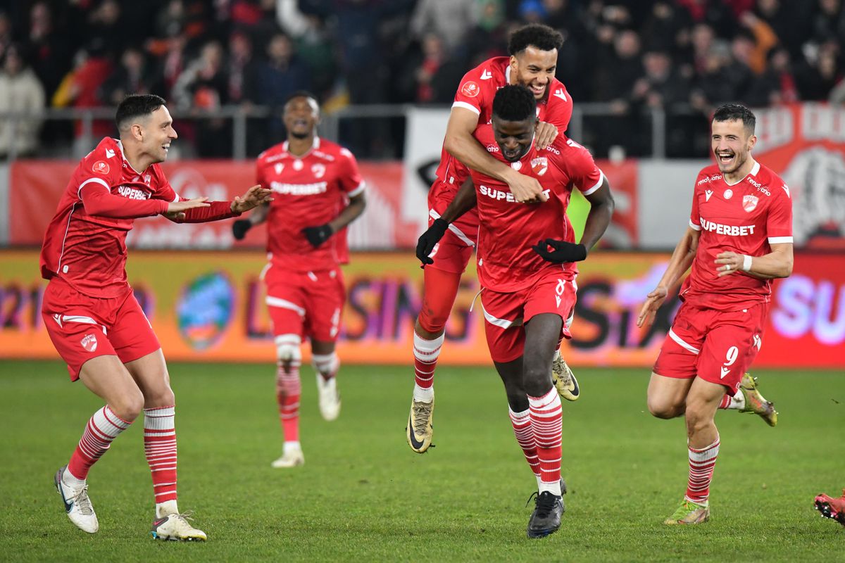 Rapidistul de-o viață a dat verdictul » Nu îi vede pe giuleșteni în lupta la titlu: „Pe ele le-am simțit cele mai puternice”