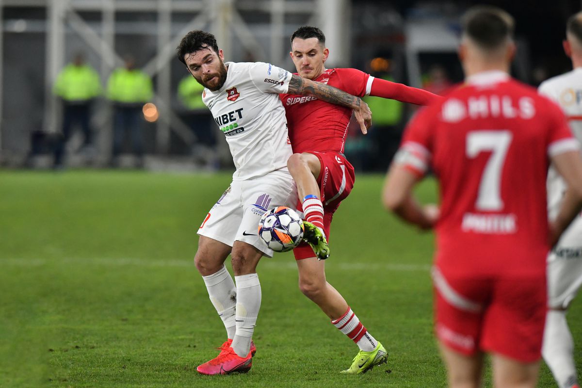 „Vrei să joci la Dinamo?” » Aplaudat de fani, Ianis Stoica a dat răspunsul la finalul partidei