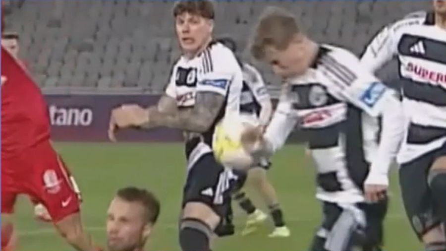 Dorinel Munteanu, acuzații indirecte după eliminarea din Cupă: „La VAR știm cine a fost, combinații!”