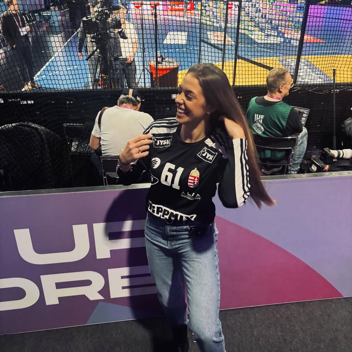 Paula Arcos și Kinga Janurik, relație