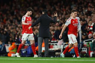 Jucătorii lui Arsenal au teamă de titlu: „Trebuie să vorbim”