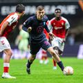Patriot Sejdiu (la minge), noul jucător al celor de la UTA Arad // FOTO: Imago Images