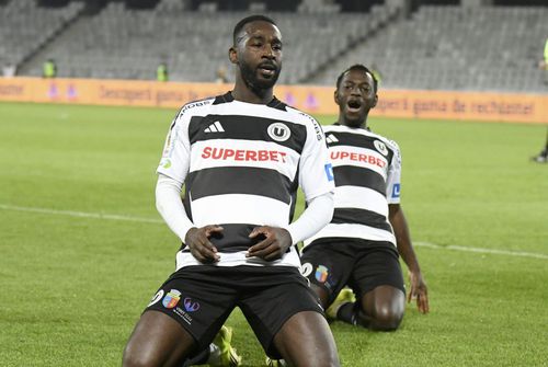 Issouf Macalou, în U Cluj - Hermannstadt // FOTO: sportpictures.eu
