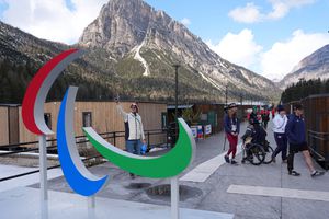 Delegația Ucrainei pentru Jocurile Paralimpice, nevoită să-și schimbe echipamentele din cauza nerespectării regulilor