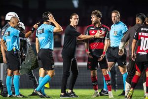 Uluitor! Antrenor demis șocant, după victoria cu 8-0 » Discuția a durat doar 30 de secunde