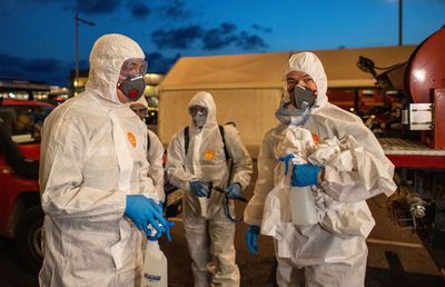 Vârful pandemiei de coronavirus în România » Previziunea autorităților: „Pot fi în jur de 10-15.000 de cazuri”