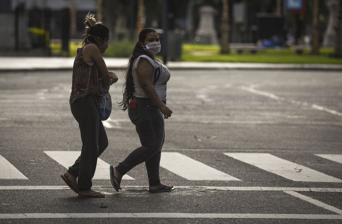 WhatsApp face o schimbare majoră în lupta cu dezinformarea legată de coronavirus